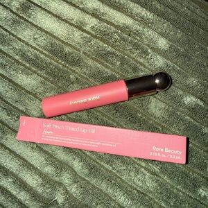 Rare beauty lip oil